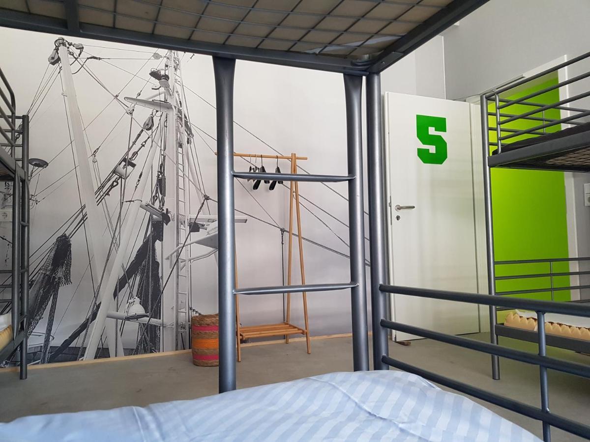 Ostello Sleeptide Husum  Esterno foto